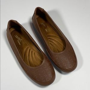 Easy Street SZ 6.5 Benny Comfort Wave Flats Slip On Dress Shoes